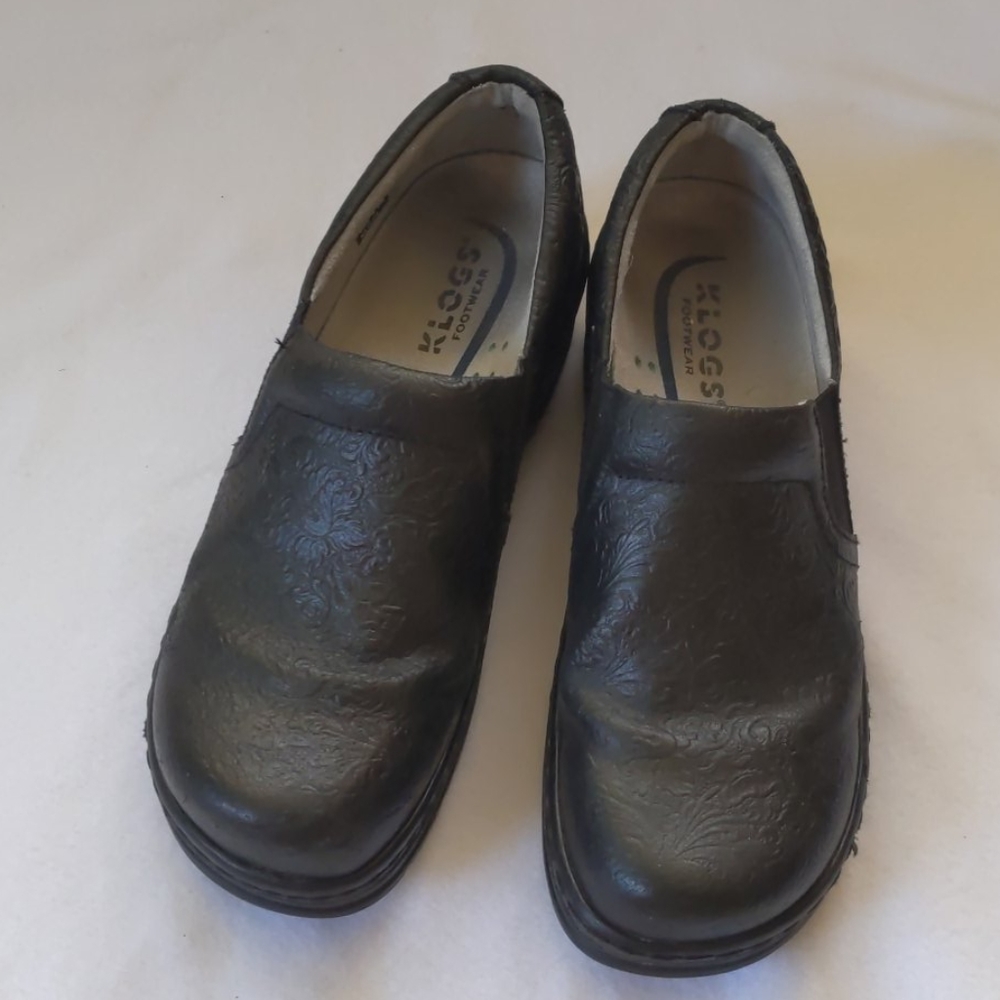 Nurse shoes